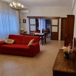 casa-lucia-syracuse-96100.sicilyhotelsitaly.net/